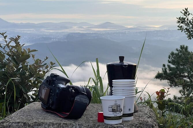 Dalat: Cloud Hunting & Sunrise Trekking to Hon Ho Mountain - What to pack for a short steep climb in Dalat