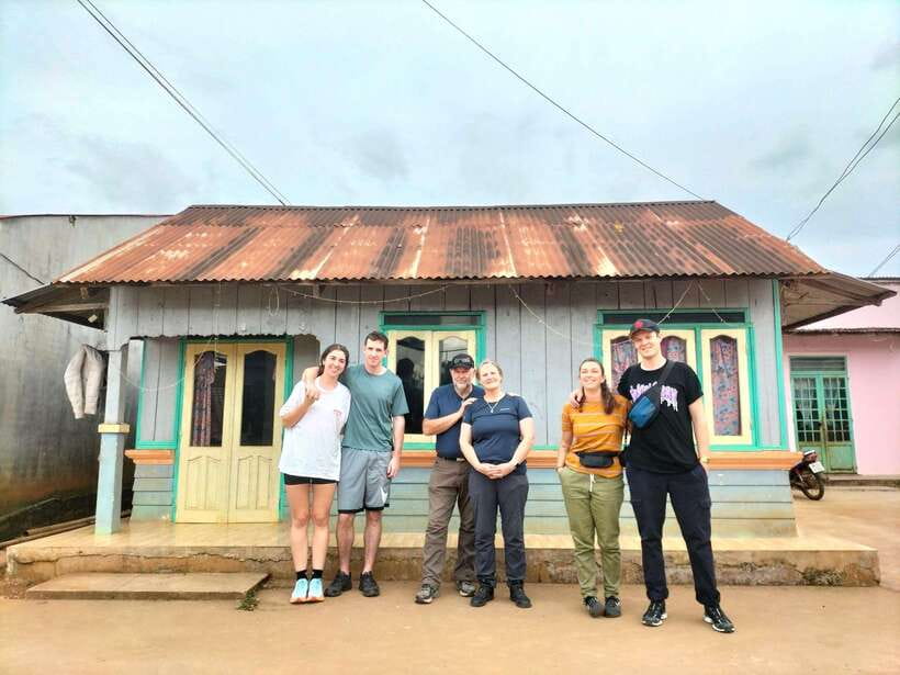 Dalat Countryside & Pongour Waterfall Tours (Small Group) - Thanh Flower Village Photo Stop, Then Straight to the Waterfall Air