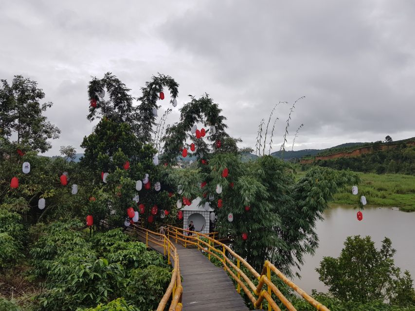 Dalat: Countryside Tour with Silk Village & Elephant Falls - Motorbikes, helmets, and how the day actually moves