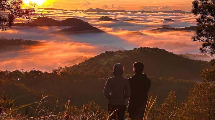 Dalat: Sunrise Trekking and Cloud Hunting experience - Why Pinhatt Peak Works for First-Timers in Dalat
