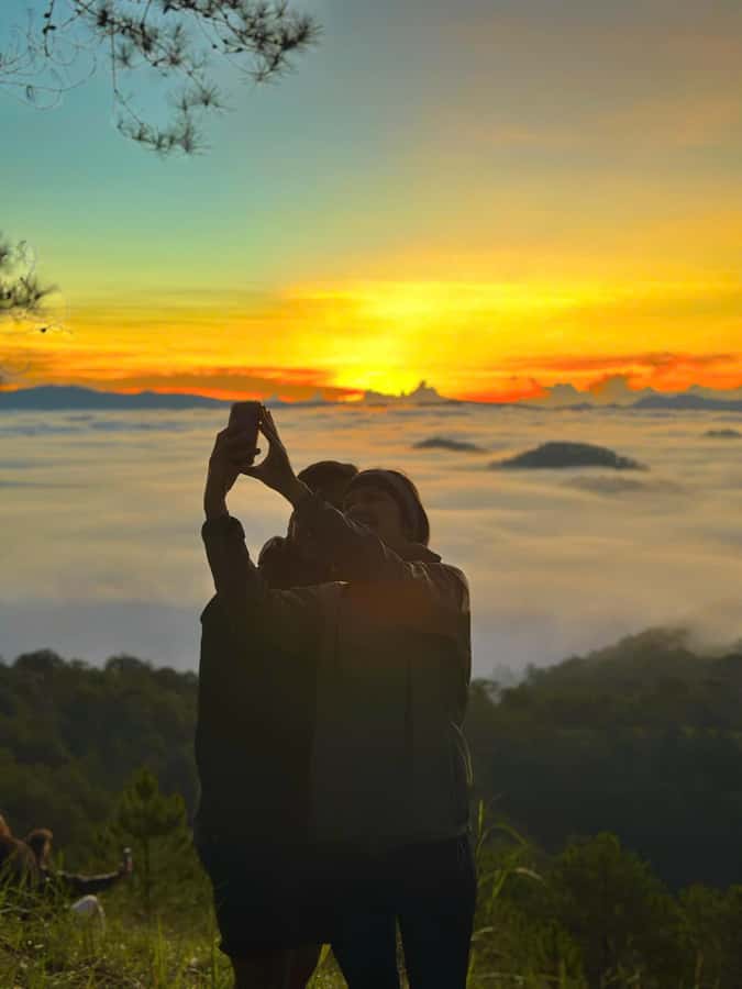 Dalat: Sunrise Trekking and Cloud Hunting experience - The 4-5 km Morning Trek: What the Walk Feels Like