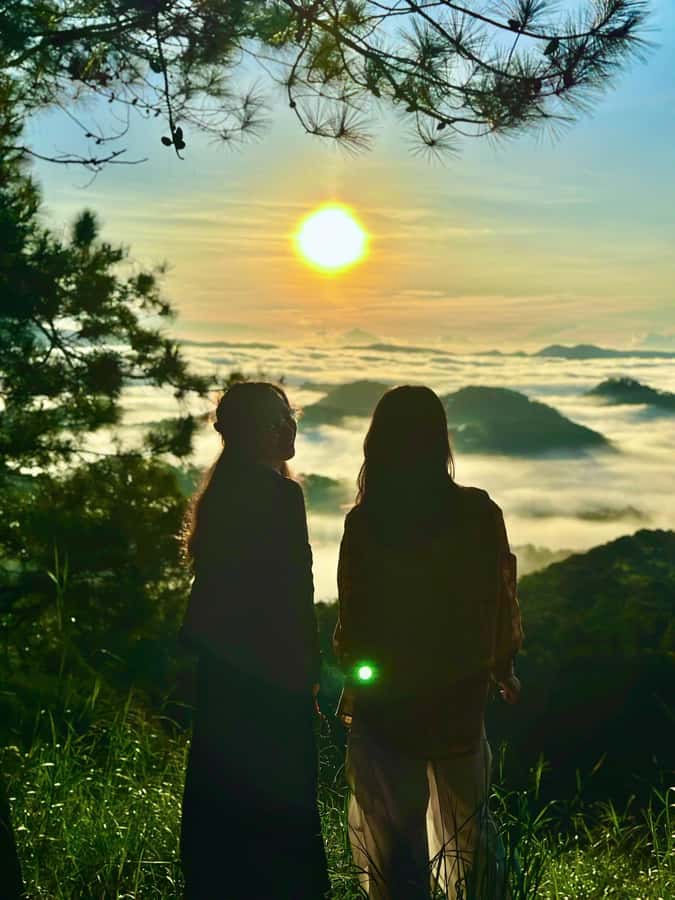 Dalat: Sunrise Trekking and Cloud Hunting experience - The Summit Moment: Cloud Dancing Over Tuyen Lam Lake