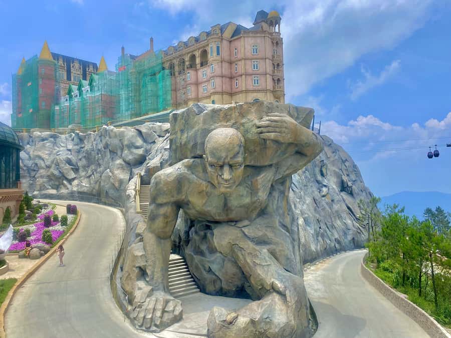 Danang: Golden Bridge by Private Car or Bus w hotel pickup - Service quality: drivers, guides, and why names matter