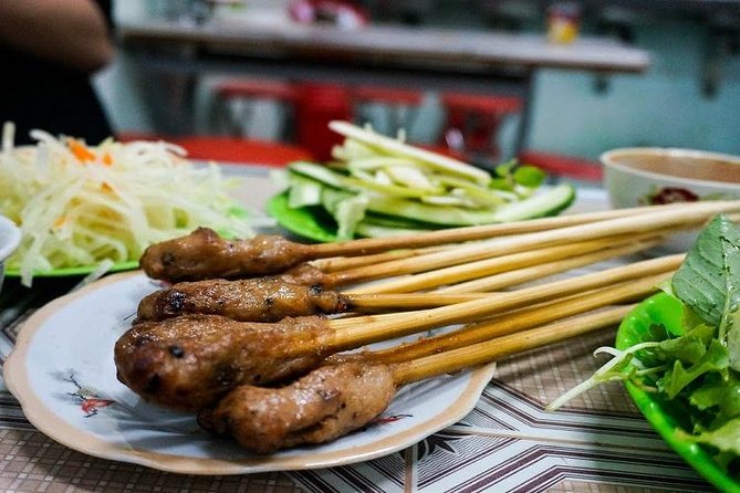 DaNang Night Foodie Tour-Sighseeing with Aodai Lady Rider Private - Price and Value: What $39 Buys in a 4-Hour Night Plan