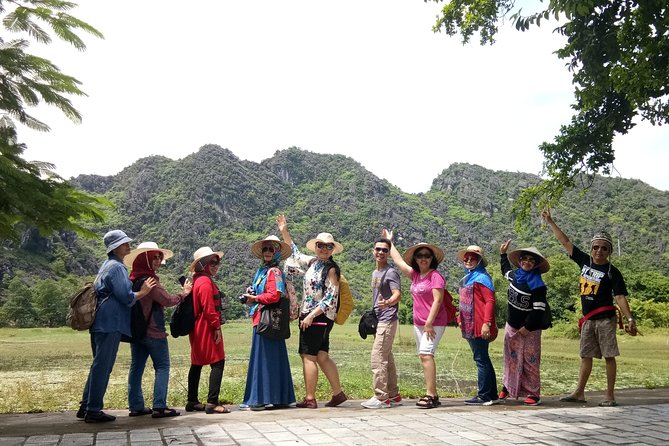Day tours from Hanoi city (PRIVATE TOUR) - Tam Coc village by bicycle, plus Thai Vi Temple in the paddies