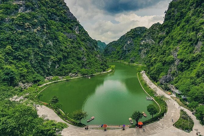 Day Trip from Hanoi to Ninh Binh Hoa Lu, Trang An, and Mua Cave - The Ninh Binh travel blocks: what the free time likely means