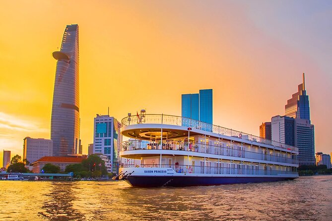 Dinner On Cruise In Ho Chi Minh City With Private Table - Cruise Time on the Water: Lights, music, and where the view happens