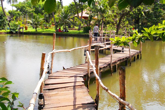 DISCOVERING UNSEEN Parts Of Saigon Full Day - Cao Dai Temple and the spiritual side you should not skip