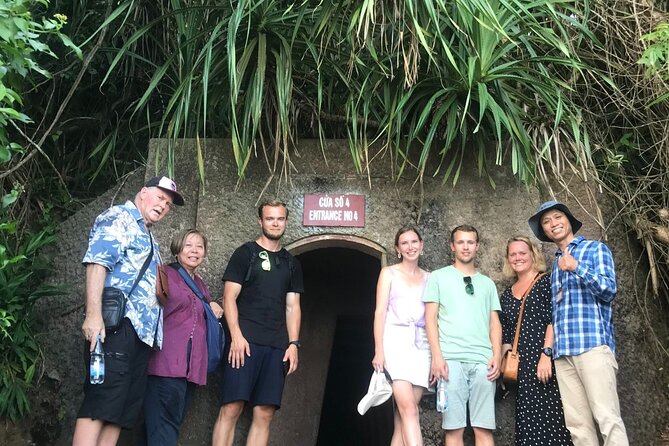 DMZ TOUR HUE - Deluxe group tour full day - The museum time you are likely to expect
