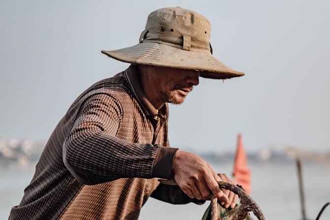 Dong Hoi Sightseeing and Street Food Bike Tour - What you actually eat: snacks, coffee breaks, and the “learn as you go” approach
