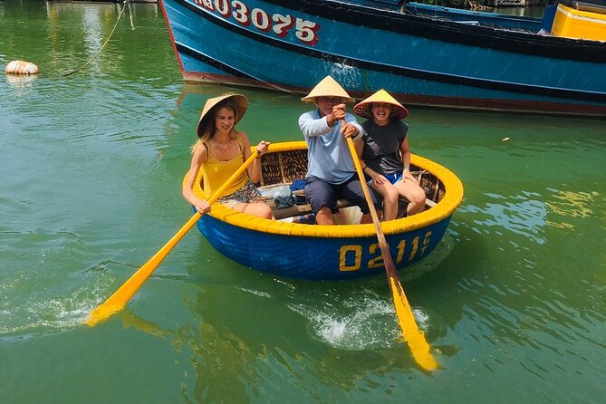 Eco Basket Boat By Bicycle and Vietnamese Set Menu - Getting Picked Up Without Stress (and Keeping Your Day on Track)