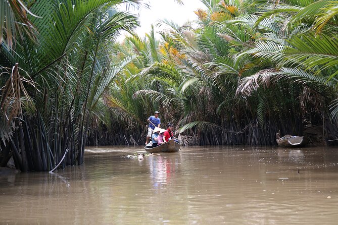 Essential Mekong Delta: Highlights Tour from Ho Chi Minh City - Vĩnh Tràng Pagoda, Southern Vietnam’s Triple-Gate Masterpiece