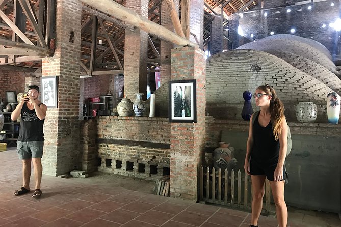 Explore Bat trang village & Ceramics factories with local guide - Lunch in Bat Trang: Included Food That Keeps the Day Smooth