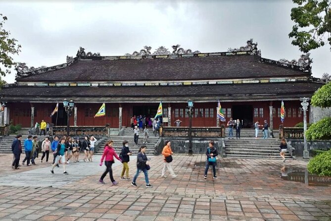 Explore Hué in Style: 5-Hour City Tour with Car Rental - Thien Mu Pagoda: an easy start before the bigger sights