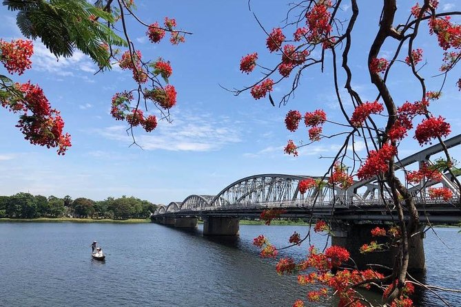 Exploring Hue Imperial City With Professional Driver By Private Car - Stop 1: Thanh Toan Bridge, a wooden arch with a storybook look