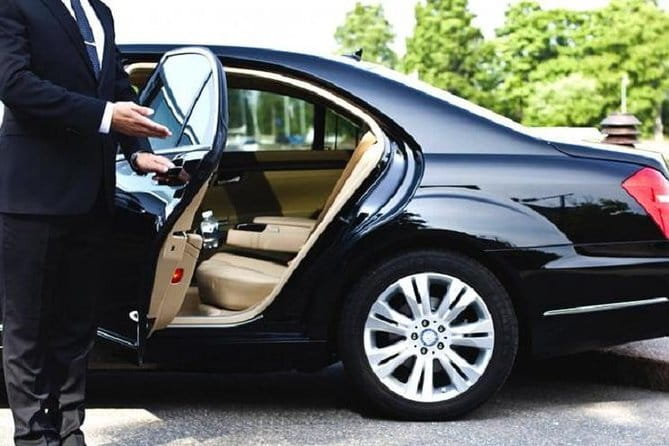 Fast Track VIP Service Tan Son Nhat Airport (Ho Chi Minh-Vietnam) - How Fast Is Fast, and Why the Savings Vary