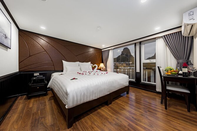 Featured: All-Inclusive OVERNIGHT Halong Cruises - many options - Choosing Halong vs Lan Ha vs Bai Tu Long, and what it changes