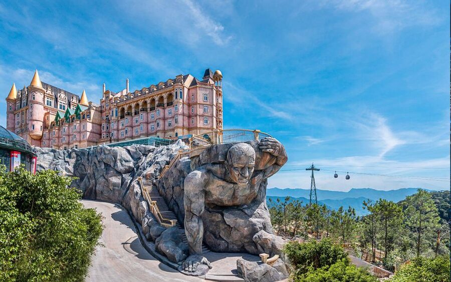 From Da Nang or Hoi An: Ba Na Hills Golden Bridge Tour - Getting there from Da Nang or Hoi An without stress