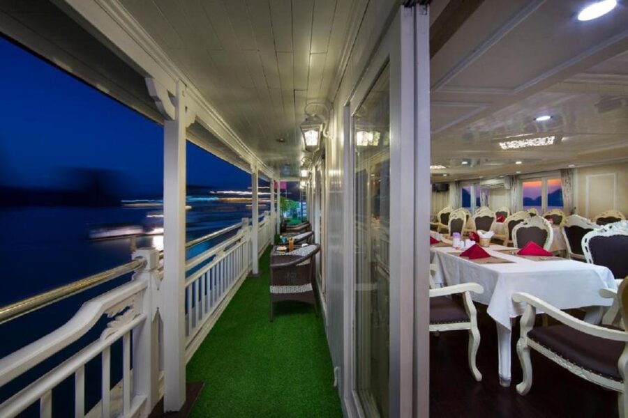 From Hanoi: 2-Day Bai Tu Long Bay Luxury Cruise with Jacuzzi - Should you book? My honest take