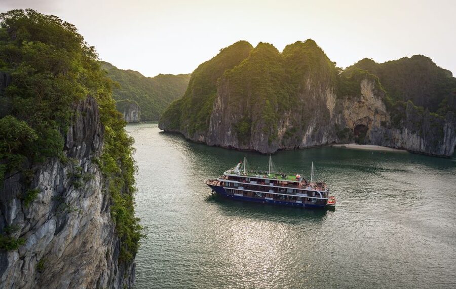 From Hanoi: 2-Day Halong and Lan Ha Bay La Pandora Cruise - Day 1: Lan Ha Bay cruising and Ong Cam’s calmer water