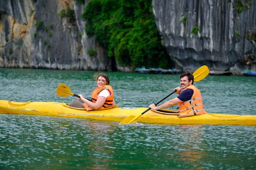 From Hanoi: 2-Day Halong Sapphire Cruise with Balcony Cabin - Brunch, Check Out, and the Return to Hanoi