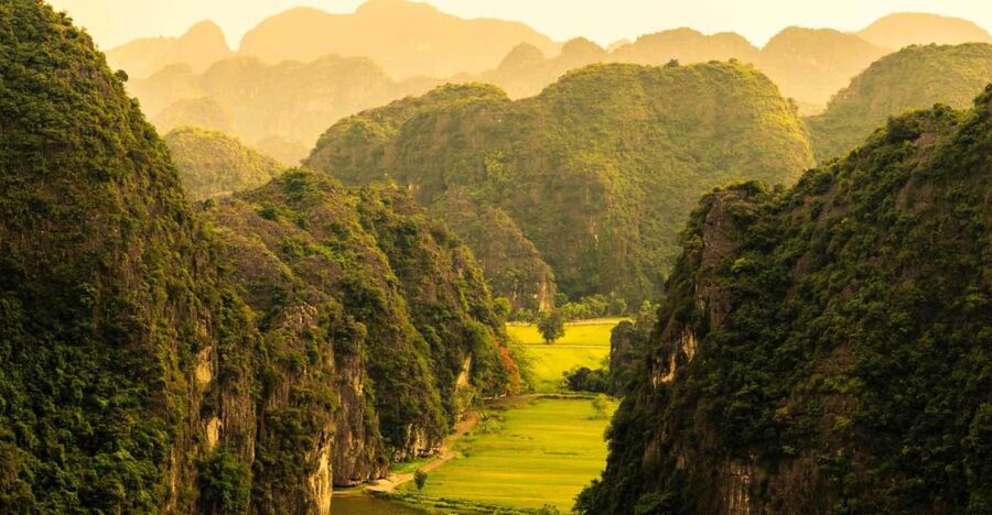From Hanoi: 2-Day Ninh Binh Tour with Accommodation & Meals - Key moments that make this tour worth your time