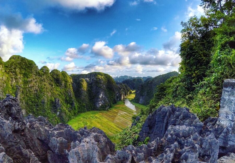 From Hanoi: 2-Day Ninh Binh Tour with Accommodation & Meals - Mua Cave viewpoint day one: the hike that earns the photos