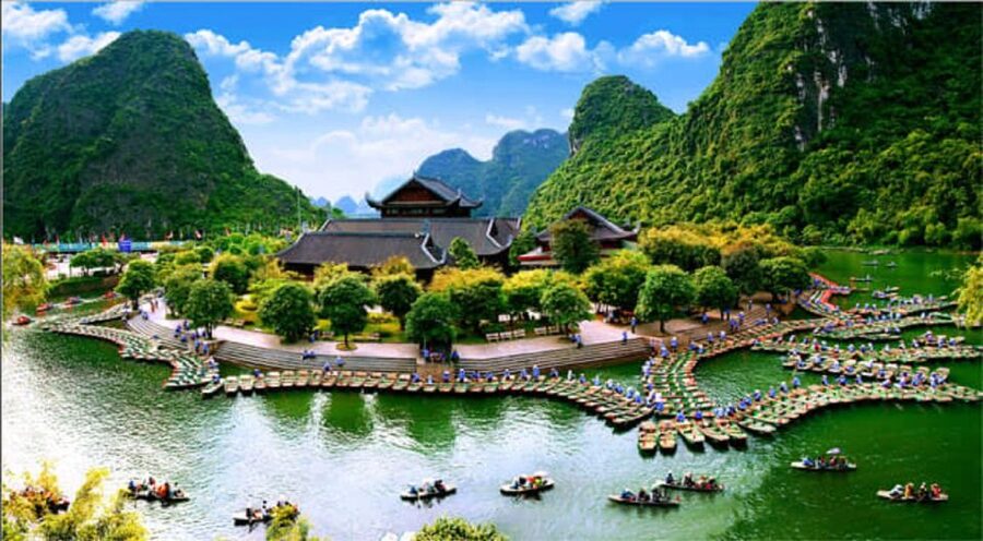 From Hanoi: 2-Day Ninh Binh Tour with Ha Long Bay Cruise - Luon Cave kayaking vs bamboo boat: how to choose