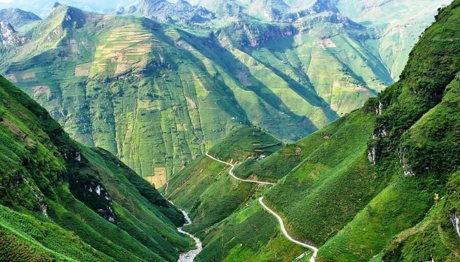 From Hanoi: 3-Day Sapa Trekking with Limousine Transfer - Guides that make the hikes feel human, not just scenic