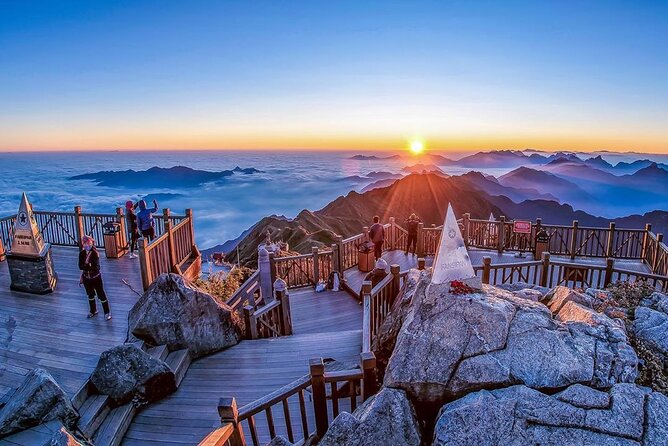 From Hanoi: 3 Days Sapa Trekking & Ethnic Villages by Dcar - Day 3: Ham Rong (Dragon’s Jaw) Mountain trek and back to Hanoi