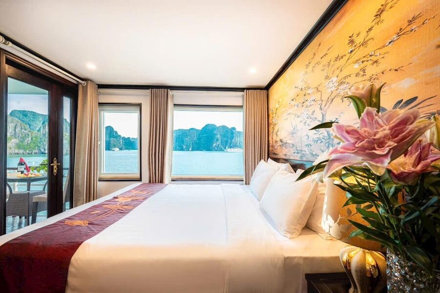 From Hanoi : 4-day Ninh Binh-Halong Bay Cruise with Balcony - Who this trip suits best, and who might want something different