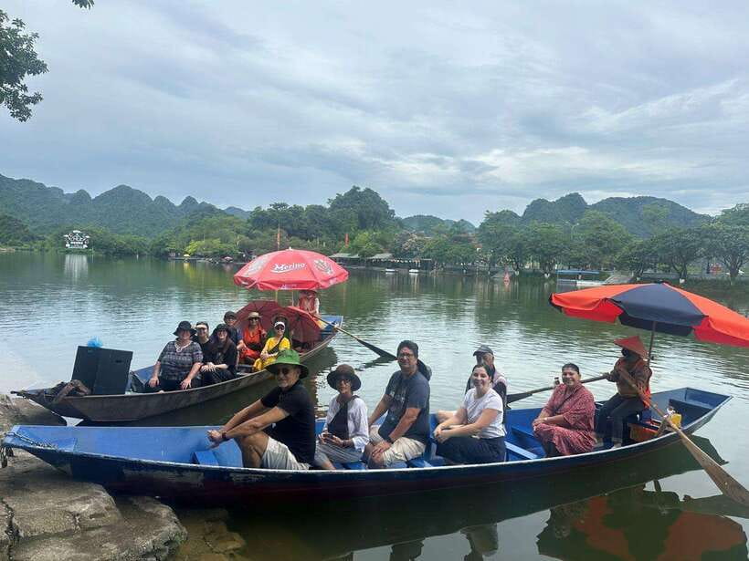 From Hanoi: Full-Day Perfume Pagoda Group Tour with Lunch - Perfume Pagoda complex: temples, timing, and photo moments