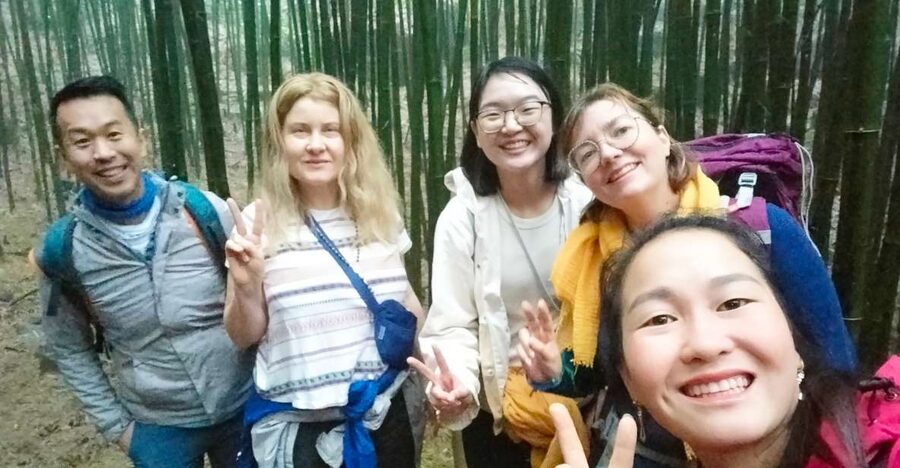 From Hanoi: Guided 2-Day Tour of Sa Pa with Lunch & Dinner - The overnight sleeper bus at 22h00, and why it sets your schedule