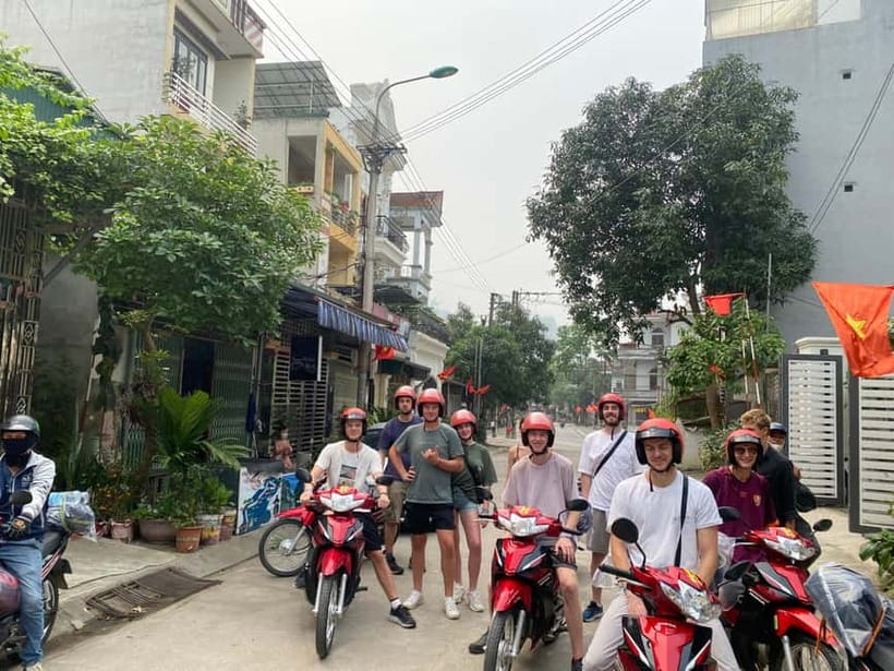 From Hanoi: Ha Giang Loop Motorbike Tours 3-Days 2-Nights - Dong Van at night: dinner, live music, and the social part