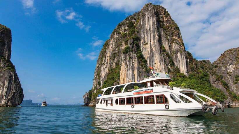 From Hanoi: Ha Long Bay Save-Cost Tours - Big & Small Groups - Getting from Hanoi: pickup windows and the highway drive