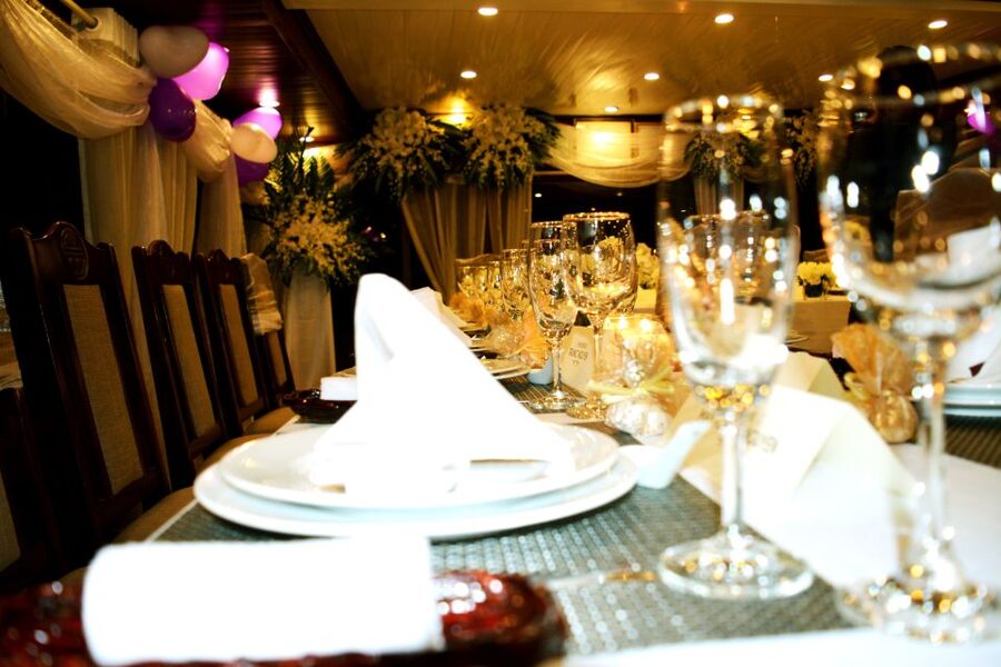 From Hanoi: Halong Explorer 3-Day Deluxe Cruise - Price and value: is $255 a smart deal for three days?