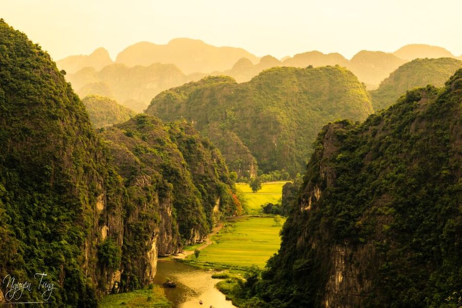 From Hanoi: Hoa Lu, Hang Mua Hike, Tam Coc Boat, and Lunch - Why Hoa Lu and Tam Coc make such a smart combo