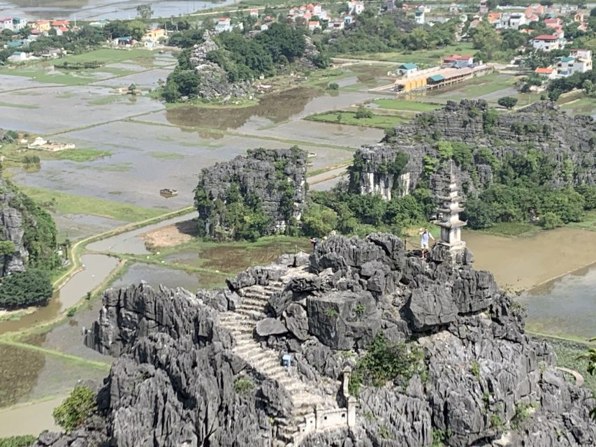 From Hanoi: Hoa Lu, Hang Mua Hike, Tam Coc Boat, and Lunch - Tam Coc lunch, then a traditional sampan through the caves