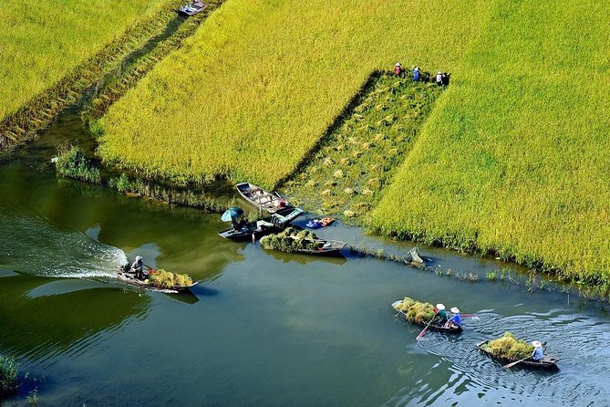From Hanoi: Hoa Lu - Tam Coc boating - Cycling & Mua Cave visit - Cycling break around the village, hands-on local life