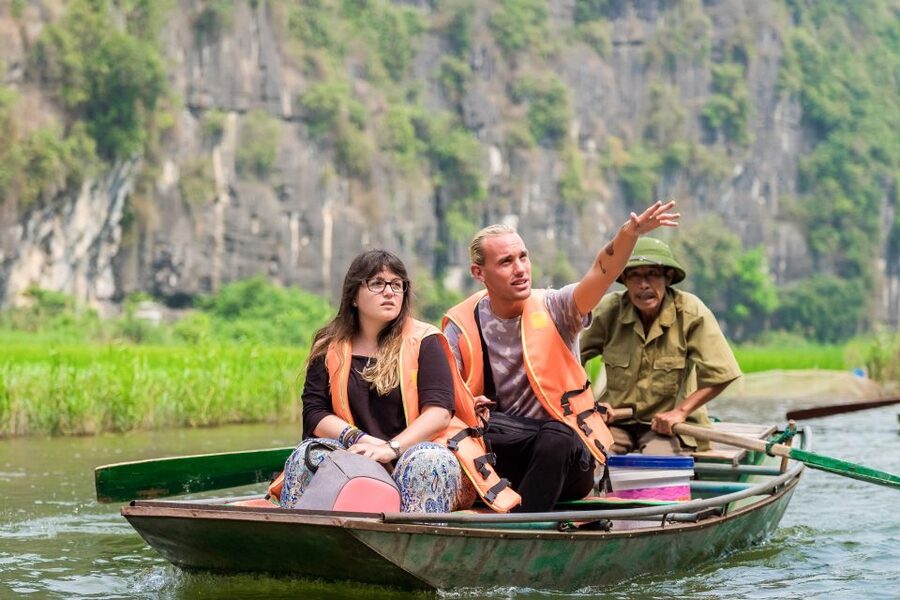 From Hanoi: Hoa Lu & Tam Coc with Buffet lunch & Cycling - Timing, comfort, and what to pack for this sun-and-steps day
