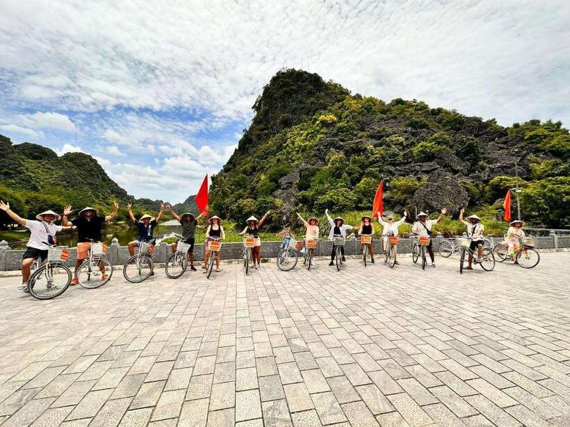 From Hanoi: Ninh Binh, Hoa Lu, Tam Coc, & Mua Cave Day-Trip - Key highlights you will feel in your day