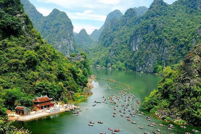 From Hanoi: Ninh Binh Tour Highlights - Transfer & Buffet Lunch - Hanoi Old Quarter pickup, then a smooth ride south