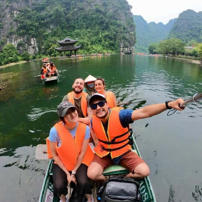 From Hanoi: Ninh Binh Trip with Cycling & Buffet Lunch - The Mua Cave option: nearly 500 steps to Ngoa Long (Lying Dragon)