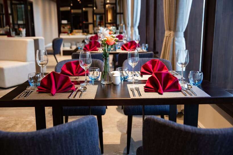 From Hanoi or Halong: Halong Bay Day Cruise - The Onboard Cooking Demonstration and the Sunset Party Break