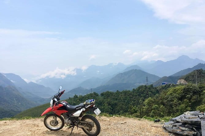 From Hanoi, Sapa: Premium Tour-3D2N Ha Giang Loop with Easy Rider - Day 3: Lung Tám weaving, Nậm Đăm village views, then back to Ha Giang by 4 PM