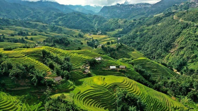 From Hanoi: Trek and Stay: 3-Day Sapa Highlands Adventure - Key points at a glance