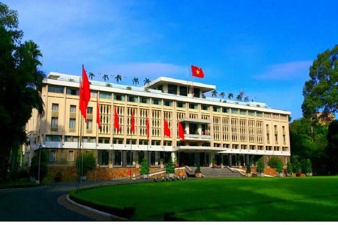 From HCM: Cu Chi Tunnels & Highlights City Full-Day Tour - The Central Post Office and Notre Dame Cathedral stops, what to look for
