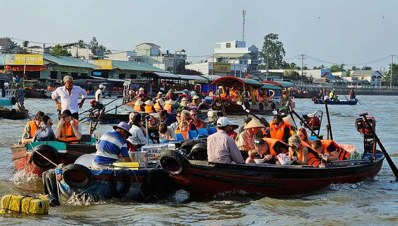 From HCM: Mekong Delta Can Tho Floating Market 2-Day Tour - Who should book this Mekong Delta tour