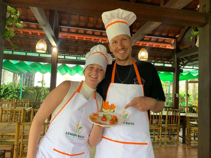 From Hoi An: Cooking Class at Organic Farm - Meet the English-speaking chefs, and watch the teaching style