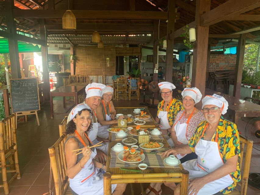 From Hoi An: Cooking Class at Organic Farm - Green papaya salad, learning the flavor balance (not just the steps)